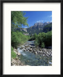 Torla  the River Ara and Mondarruego  Huesca  Pyrenees  Aragon  Spain