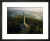 Memorial to the Battle of Chattanooga Overlooks the Tennessee River