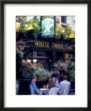 Outdoor Cafe  London  England
