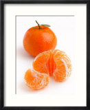 Spanish Clementines Whole Fruit and Peeled Fruit Segments