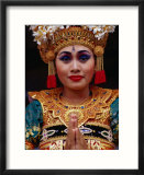 Portrait of traditional dancer in costume  Ubud  Indonesia
