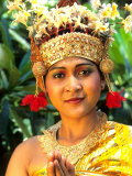 Golden Bride in Traditional Wedding Dress  Bali  Indonesia