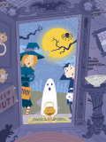 Three Trick-Or-Treaters at Scary House