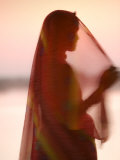 Woman in Traditional Dress  Gadsisar Lake  Jaisalmer  Rajasthan  India
