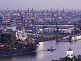 Elbe River and Shipyard  Hamburg  State of Hamburg  Germany