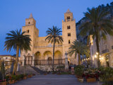 Cathedral  Piazza Duomo in the Evening  Cefalu  Sicily  Italy  Europe