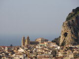 Distant View of Cathedral  Piazza Duomo  Cefalu  Sicily  Italy  Europe