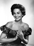 Footsteps in the Fog  Jean Simmons  1955