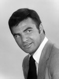 Dan August  Burt Reynolds  1970-71