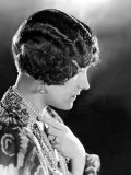 Model Wearing Her Hair in the Glorias Bob  Orginated by Gloria Swanson  1923
