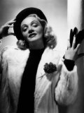Marlene Dietrich  Early 1940s