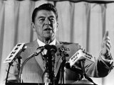 President  Ronald Reagan  1975