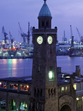 Landungsbrucken  Port of Hamburg  Germany