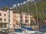 Little Harbour at Pai  Lake Garda  Veneto  Italy  Europe