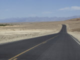 Highway  Death Valley National Park  California  United States of America  North America