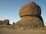 Wind Eroded Pinnacle Rock Showing Strata  Tamegaout  Algeria  North Africa  Africa