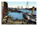 London - Thames river with boat docking and passengers embarking