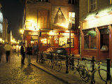 Temple Bar area at night  Dublin  Ireland