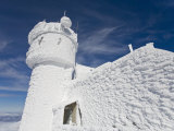 Everything on the Summit of Mt Washington Is Covered in Rime Ice
