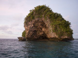 Entrance to Omekodel Cave