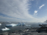 Grounded Icebergs Off of the Antarctic Peninsula