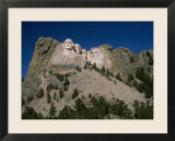 View of Mount Rushmore over the Tree Tops  Mount Rushmore  South Dakota