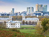 Royal Greenwich Park  National Maritime Musuem  and Canary Wharf in Autumn  London  England