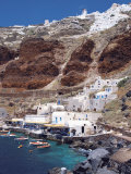 Village and Port  Oia  Santorini  Cyclades  Greek Islands  Greece  Europe