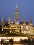 Christkindlmarkt and Rathaus at Rathausplatz at Twilight