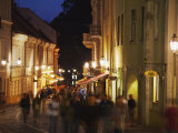 People Walking Along Pilies Gatve at Dusk  Vilnius  Lithuania  Baltic States  Europe