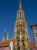 Schoene Brunnen (Beautiful Fountain)  Nuremberg  Bavaria  Germany  Europe