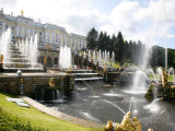 Grand Cascade at Peterhof Palace (Petrodvorets)  St Petersburg  Russia  Europe