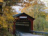 Covered Bridge with Fall Foliage  Battenkill  Chisleville Bridge  Vermont  USA