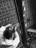 Measuring the Current of a Large Electronic Device