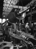 Lowering a Large Railway Shaft