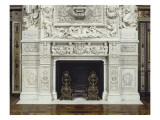 Grands appartements des Souverains : la grande cheminée de marbre