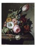 Fleurs : roses et tulipes sur tablette de marbre