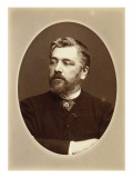 Gustave Eiffel  buste dans un ovale  bras droit sur la poitrine