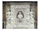 Grands appartements des Souverains : la grande cheminée de marbre