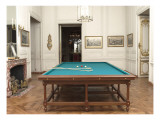 Billard de style Louis XVI avec deux crosses et un jeu de 3 boules en ivoire