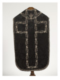 Chasuble en damas noir brodé argent