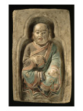 Moine assis tenant un rosaire et un sutra