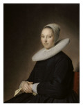 Portrait d'une jeune femme assise