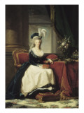 Reine Marie-Antoinette assise  en manteau bleu et robe blanche  tenant un livre à la main