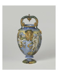 Cruche à boire à décor mythologique