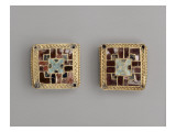 Deux appliques cloisonnées  carrées