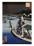 Femme dans une barque durant une fête