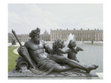 Vue du parc  parterre d'eau  bassin nord  margelle ouest : la Seine