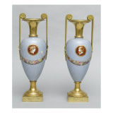 Deux vases fuseau