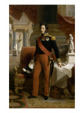 Présentant les plans d'installation des galeries historiques dans l'aile du Midi du château de